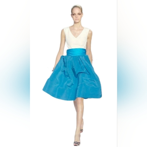 *$4,800 OSCAR DE LA RENTA GORGEOUS SILK IVORY TEAL BLUE RUNWAY DRESS GOWN US S - Picture 4 of 10